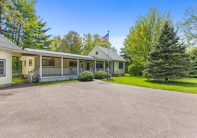 3rd image of 573 Holy Cross Rd, Colchester, VT 05446 | MLS# 5090877