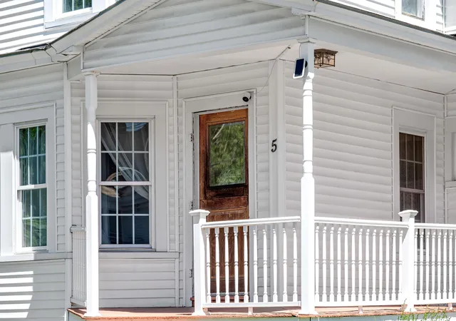 Photo 3 of Single family home for sale at 5 King St, Barre City, VT 05641 | MLS# 5090931 | Listing updated on 2026-09-22
