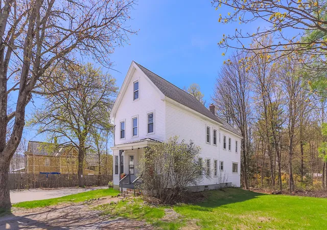 5th image of 95 Hall Ave, Henniker, NH 03242 | MLS# 5090998