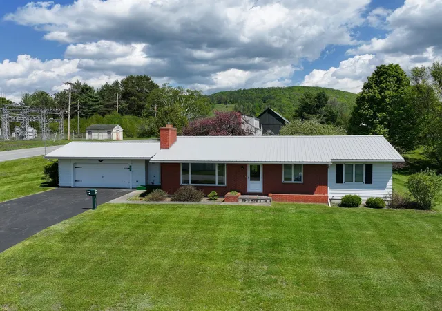 5th image of 19 Smith'S Rd, Lyndonville, VT 05851 | MLS# 5091000