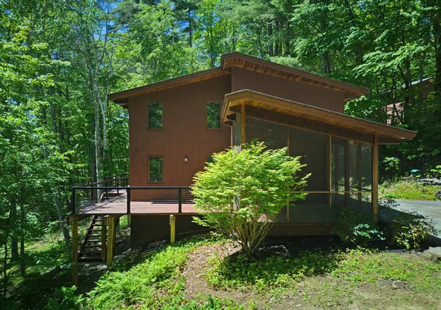 Photo 4 of Single family home for sale at 18 Treehouse Wy, Barrington, NH 03825 | MLS# 5091019 | Listing updated on 2026-06-12