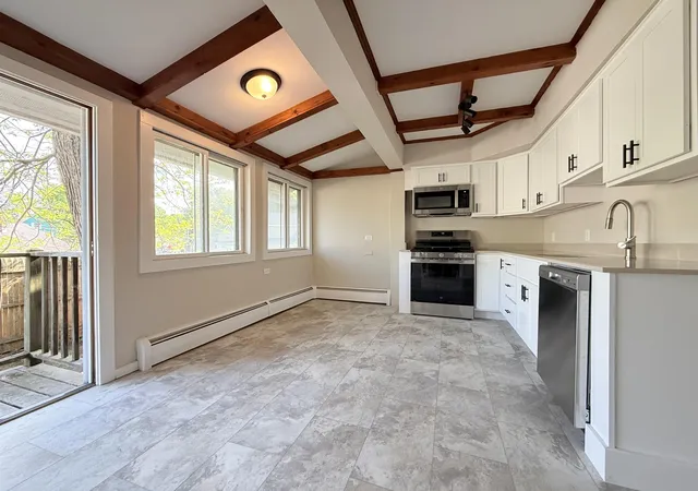 Photo 4 of Single family home for sale at 426 Milford St, Manchester, NH 03102 | MLS# 5091059 | Listing updated on 2026-09-16