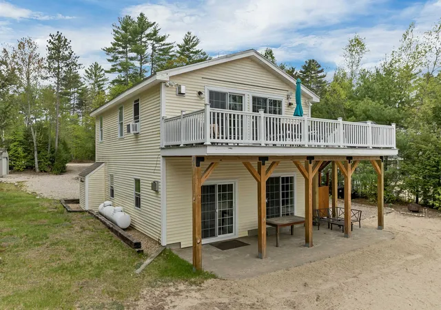 Photo 3 of Single family home for sale at 419 North Desmond Dr, East Wakefield, NH 03830 | MLS# 5091069 | Listing updated on 2026-08-28