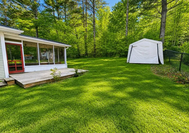 4th image of 69 Edgewood Dr, Newport City, VT 05855 | MLS# 5091079