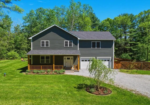 1st image of 54 Bronson Ln, Colchester, VT 05446 | MLS# 5091103