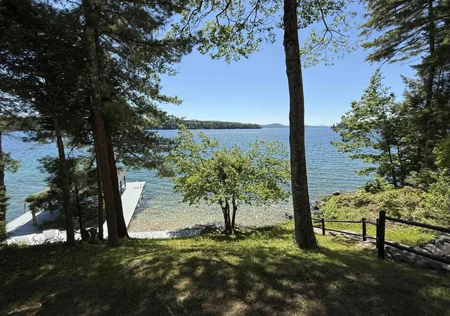 Photo 4 of Single family home for sale at 74 Keewaydin Rd, Wolfeboro, NH 03894 | MLS# 5091162 | Listing updated on 2026-07-24