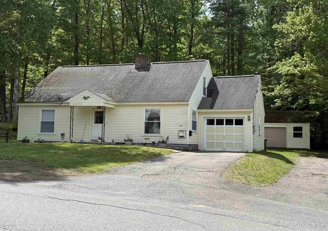 5th image of 43 Clark Ave, Laconia, NH 03246 | MLS# 5091215