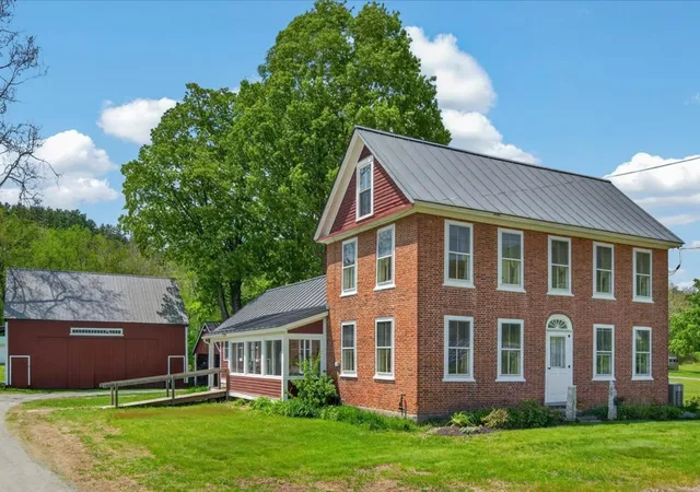 Homes for sale in Townshend, VT | 200 Riverdale Rd, Townshend, VT 05353 | MLS# 5091291
