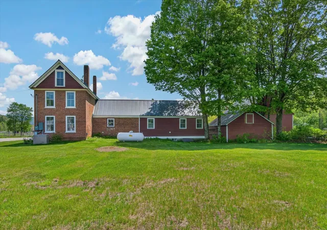 Homes for sale in Townshend, VT | 200 Riverdale Rd, Townshend, VT 05353 | MLS# 5091291