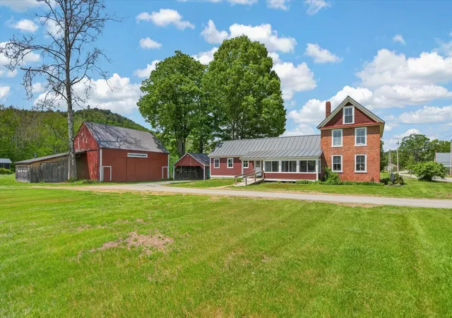 Homes for sale in Townshend, VT | 200 Riverdale Rd, Townshend, VT 05353 | MLS# 5091291