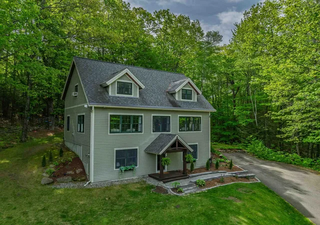 Homes for sale in Campton, NH | 48 Meadow Ln, Campton, NH 03223 | MLS# 5091302