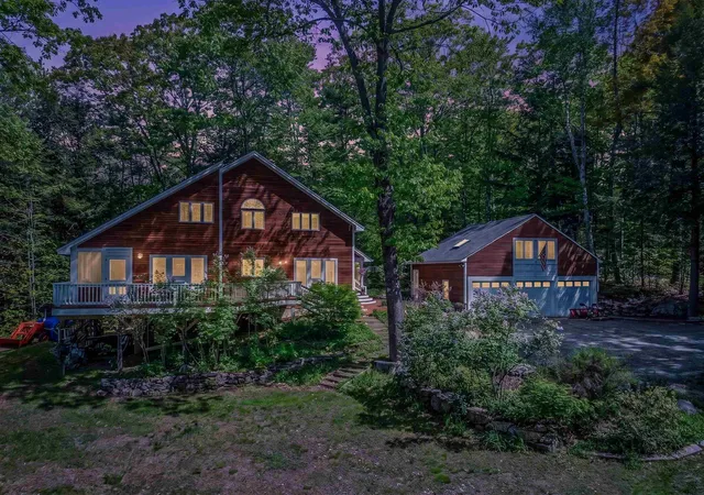 Homes for sale in Plymouth, NH | 34 Sunrise Cir, Plymouth, NH 03264 | MLS# 5091308