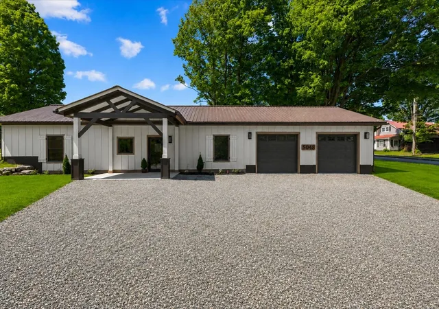 3rd image of 5048 Hanna Rd, Franklin, VT 05457 | MLS# 5091317