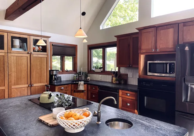 3rd image of 1008 Vt 7 Rte, Salisbury, VT 05769 | MLS# 5091359