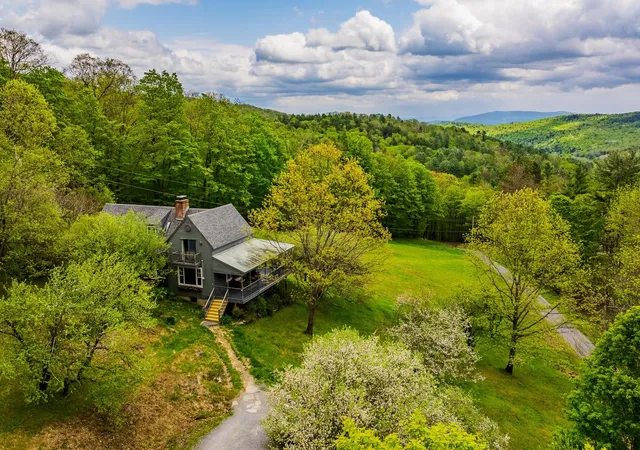 Photo 2 of Single family home for sale at 39 Whitcomb Hill Rd, South Strafford, VT 05070 | MLS# 5091374 | Listing updated on 2026-09-07