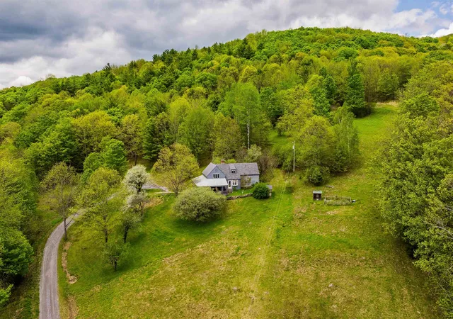 Photo 3 of Single family home for sale at 39 Whitcomb Hill Rd, South Strafford, VT 05070 | MLS# 5091374 | Listing updated on 2026-09-07