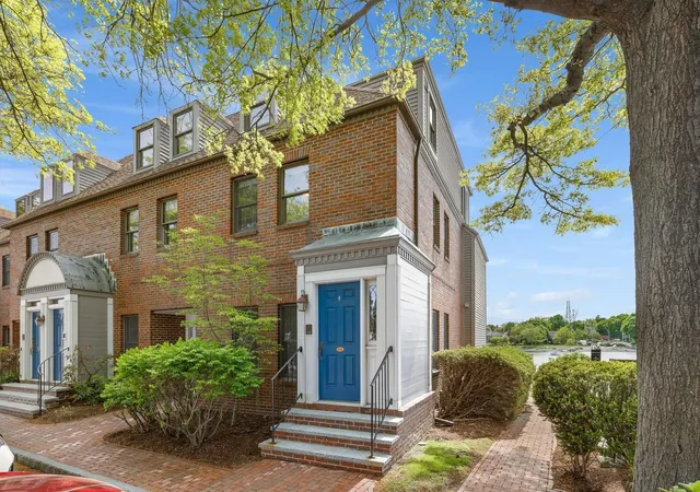 Homes for sale in Portsmouth, NH | 500 Market St #10R, Portsmouth, NH 03801 | MLS# 5091377