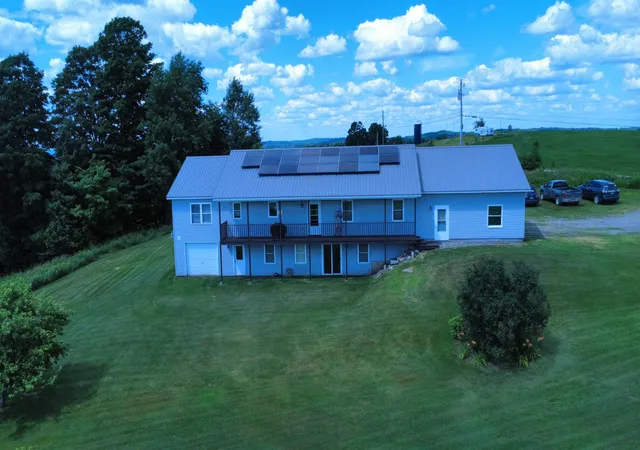 Photo 1 of Single family home for sale at 294 Lyon Rd, Derby Line, VT 05830 | MLS# 5091388 | Listing updated on 2026-08-31
