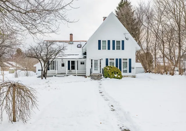 2nd image of 118 Barnes St, West Rutland, VT 05777 | MLS# 5091429