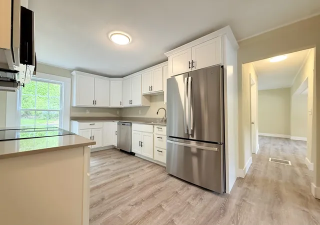 3rd image of 19 Depot Rd, Kingston, NH 03848 | MLS# 5091463