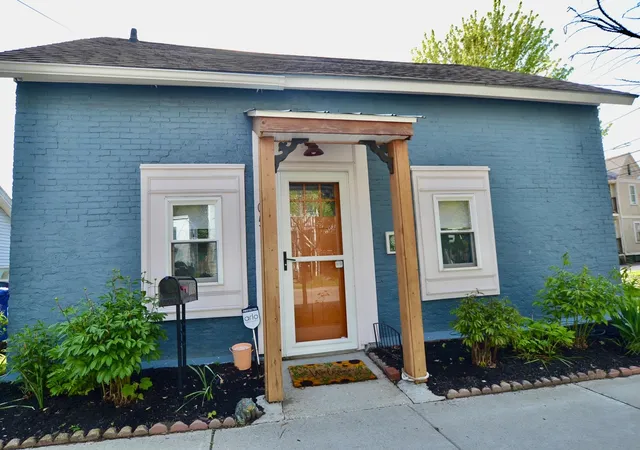 1st image of 105 Lafountain St, Burlington, VT 05401 | MLS# 5091485