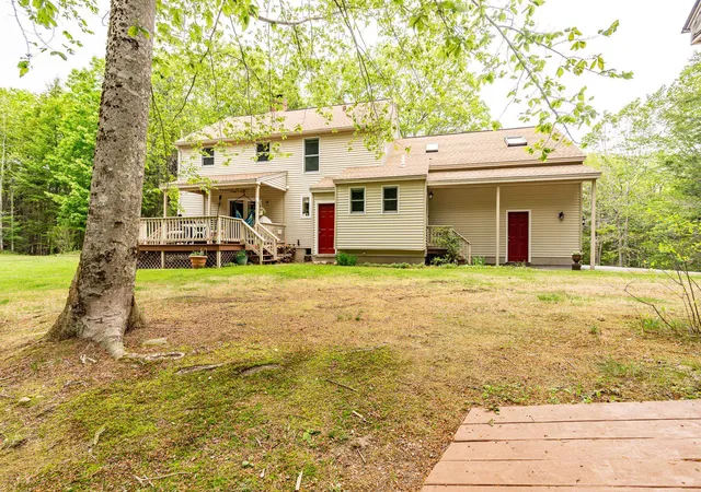Homes for sale in Barrington, NH | 116 Deer Ridge Dr, Barrington, NH 03825 | MLS# 5091491