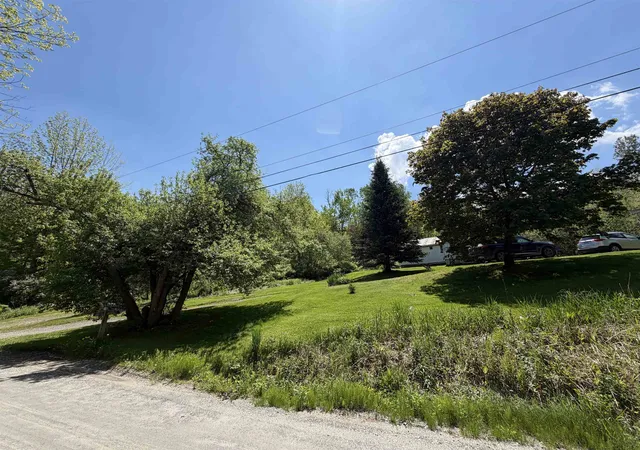 Homes for sale in Piermont, NH | 51 Barton Rd, Piermont, NH 03779 | MLS# 5091504
