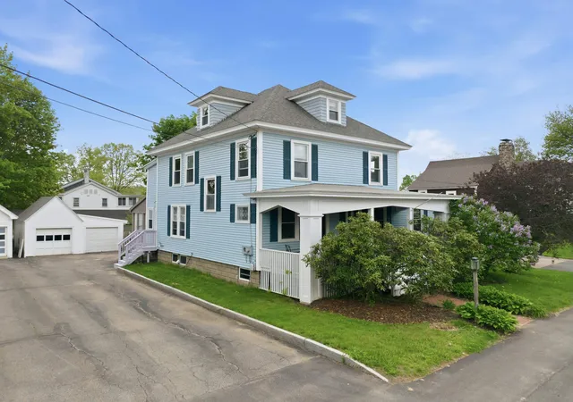 Photo 2 of Single family home for sale at 68 Whipple Ave, Laconia, NH 03246 | MLS# 5091512 | Listing updated on 2026-06-12