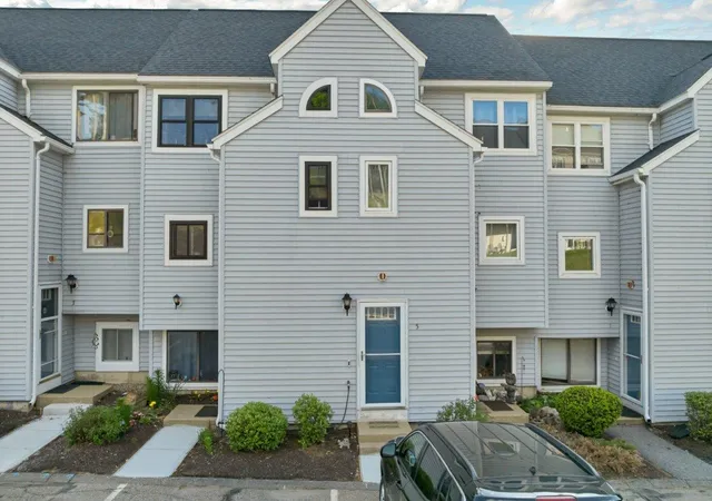 3rd image of 41 Evergreen Dr #5, Laconia, NH 03226 | MLS# 5091588