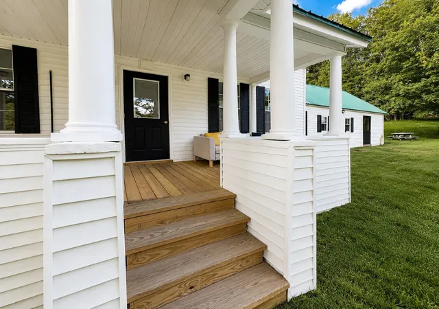 Photo 3 of Single family home for sale at 704 South Wheelock Rd, Lyndonville, VT 05851 | MLS# 5091604 | Listing updated on 2026-06-15
