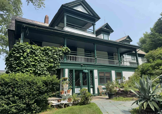 4th image of 27 Inn Road #3, Charlotte, VT 05445 | MLS# 5091642