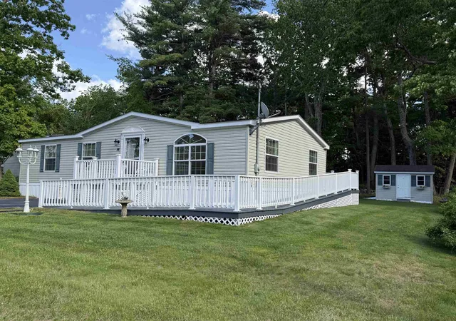 Homes for sale in Derry, NH | 97 Fordway Ext #16, Derry, NH 03038 | MLS# 5091659