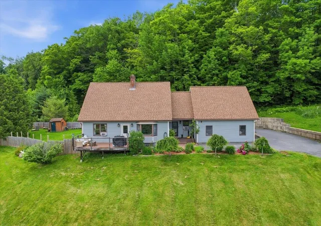 2nd image of 33 Valley View Rd, Berlin, VT 05679 | MLS# 5091678