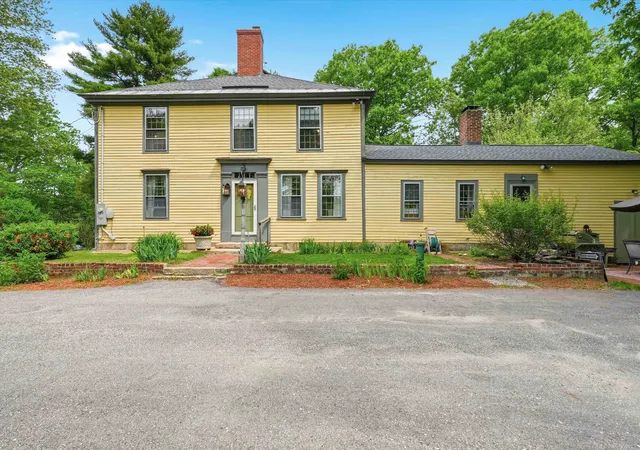 4th image of 20 Stark Hwy S, Dunbarton, NH 03046 | MLS# 5091697
