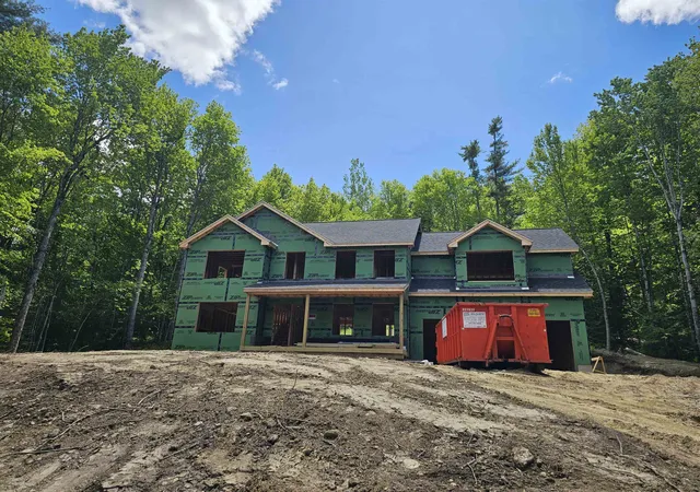 2nd image of 7 Shaw Rd, Pittsfield, NH 03263 | MLS# 5091752