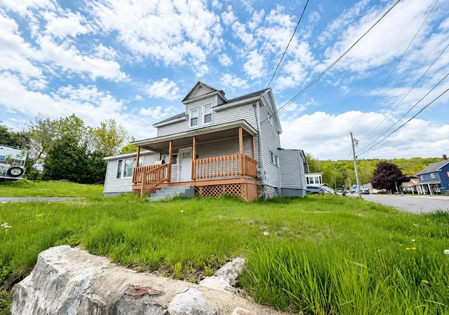 2nd image of 424 Forbush Ave, Berlin, NH 03570 | MLS# 5091770