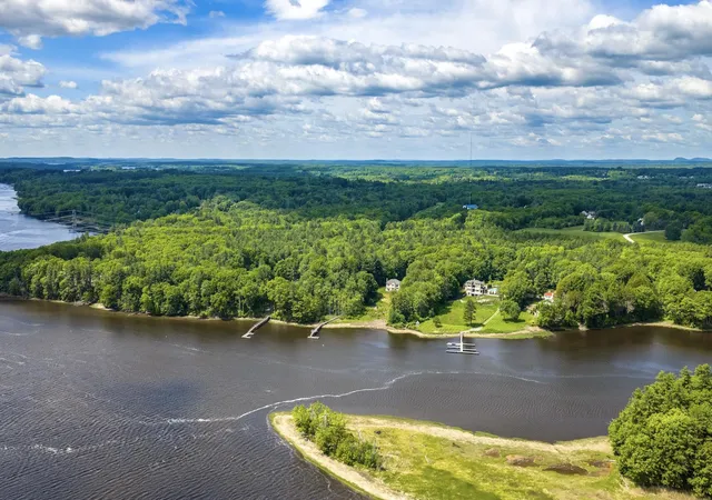 5th image of 4 Cullen Bay Rd, Dover, NH 03820 | MLS# 5091784