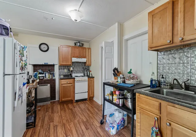 Homes for sale in Burlington, VT | 44-46 Sherman St, Burlington, VT 05401 | MLS# 5091803