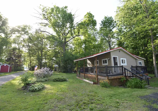 Photo 2 of Single family home for sale at 36 Island Dr, Bridport, VT 05734 | MLS# 5091805 | Listing updated on 2026-08-03