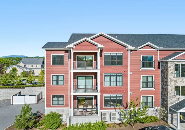 Photo 3 of Condo for sale at 96 Aiken St #304, South Burlington, VT 05403 | MLS# 5091814 | Listing updated on 2026-06-16