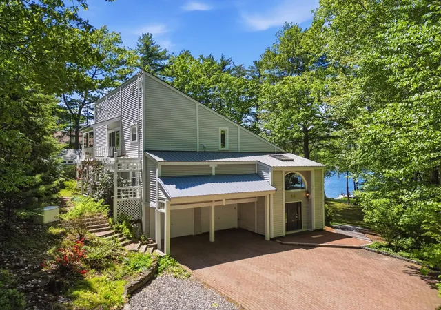 2nd image of 22 Hemlock Cir, Sandown, NH 03873 | MLS# 5091820