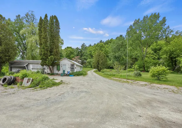 Homes for sale in Pownal, VT | 348 Center St, Pownal, VT 05261 | MLS# 5091890