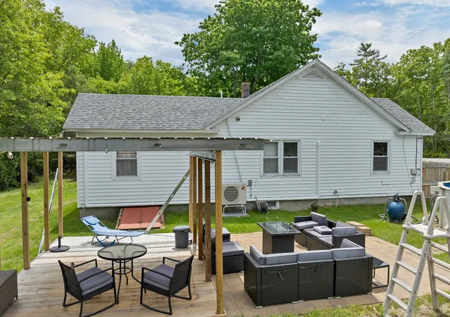 Photo 3 of Single family home for sale at 341 Hill Rd, Franklin, NH 03235 | MLS# 5091893 | Listing updated on 2026-06-29