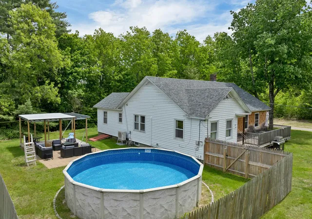 Photo 4 of Single family home for sale at 341 Hill Rd, Franklin, NH 03235 | MLS# 5091893 | Listing updated on 2026-06-29