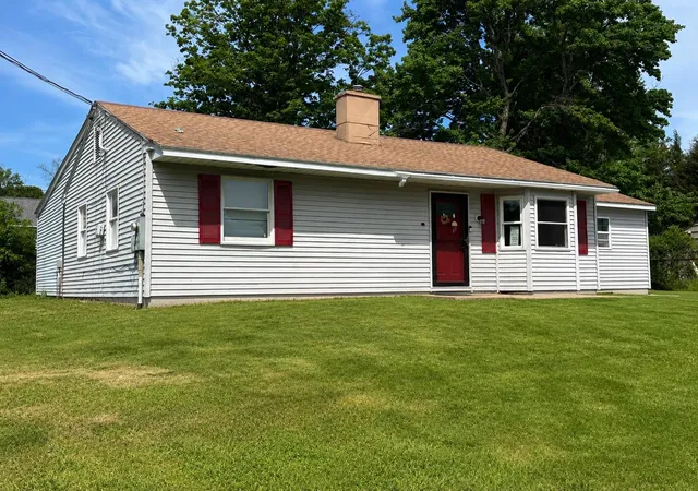 Homes for sale in Springfield, VT | 3 Lark Ln, Springfield, VT 05156 | MLS# 5091902