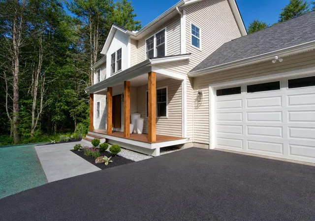 Photo 2 of Single family home for sale at 230 Old Greenfield Rd, Peterborough, NH 03458 | MLS# 5091904 | Listing updated on 2026-09-14