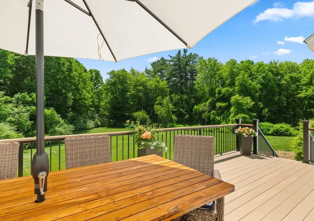 5th image of 15 County Rd, Bedford, NH 03110 | MLS# 5091932