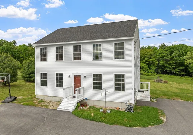 Homes for sale in Farmington, NH | 113 Richards Wy, Farmington, NH 03835 | MLS# 5091968
