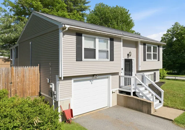 Homes for sale in Belmont, NH | 8 Glenridge Rd, Belmont, NH 03220 | MLS# 5091973