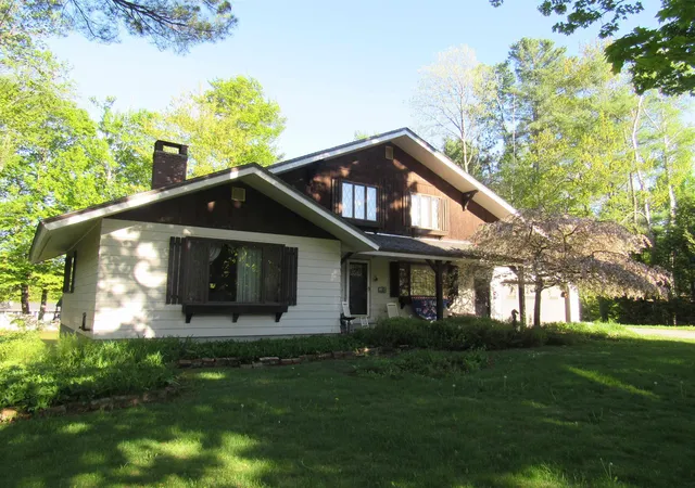 2nd image of 96 Stagecoach Dr, Newport, VT 05855 | MLS# 5092013